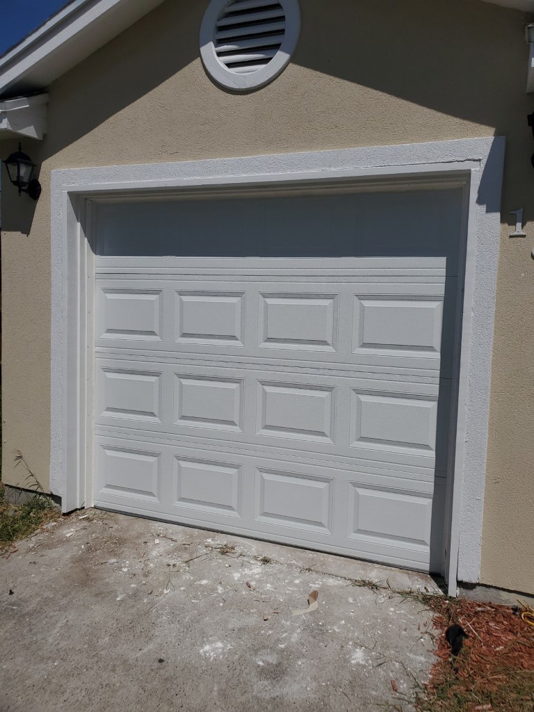 white contour garage door